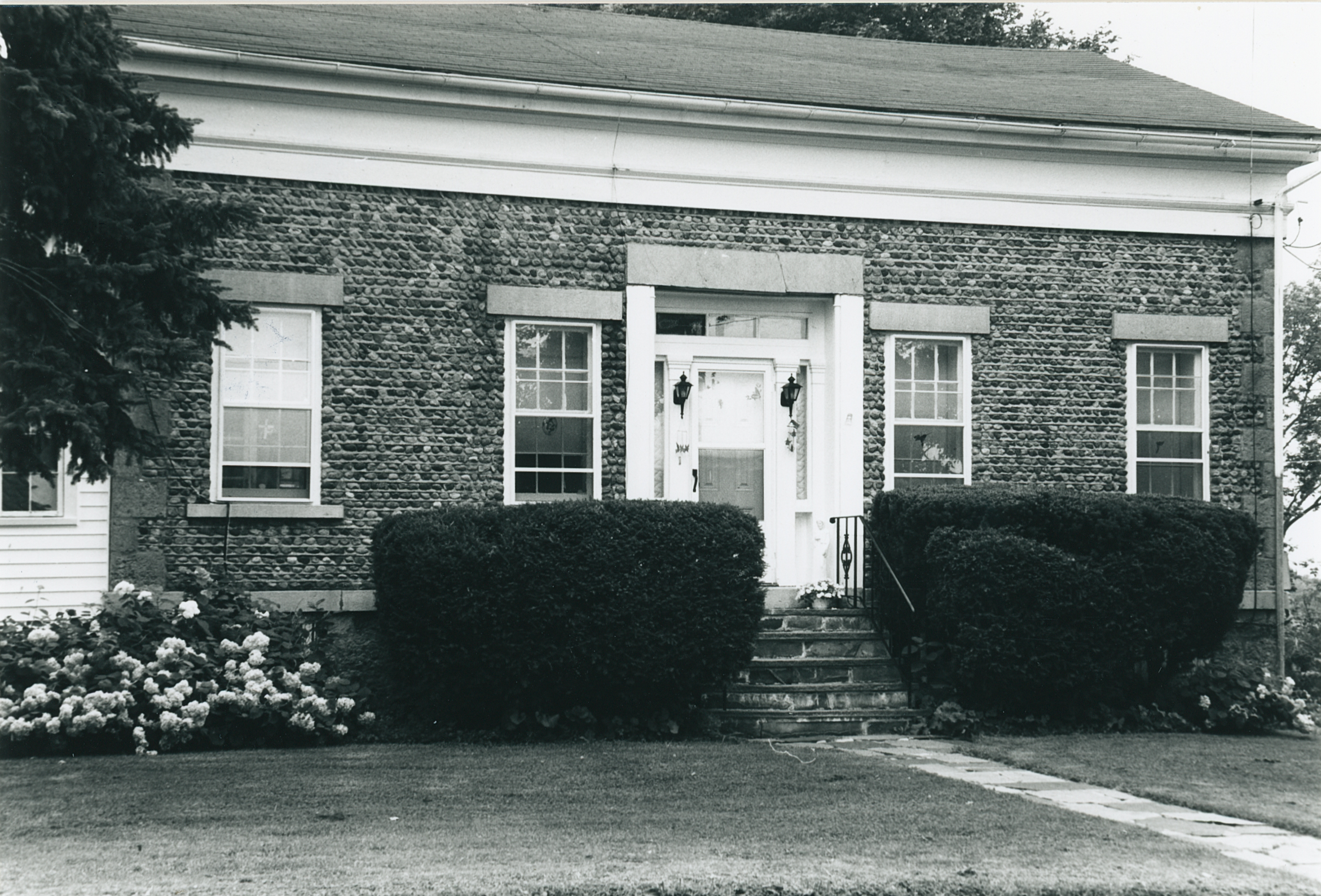 Sci-1 2726 Center Rd 1